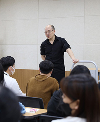 주 1회 전체 회의